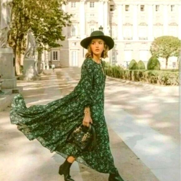 Zara Blogger Fave Angel Dress Maxi Tiered Smocked Size XS Green Black - Picture 1 of 11